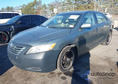 2008 Toyota Camry Le z USA, uszkodzony, nr VIN 4T1BE46K28U742829